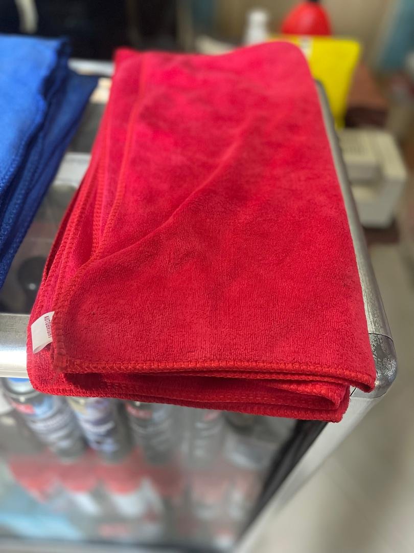 MICROFIBER TOWEL SMALL (RED)
